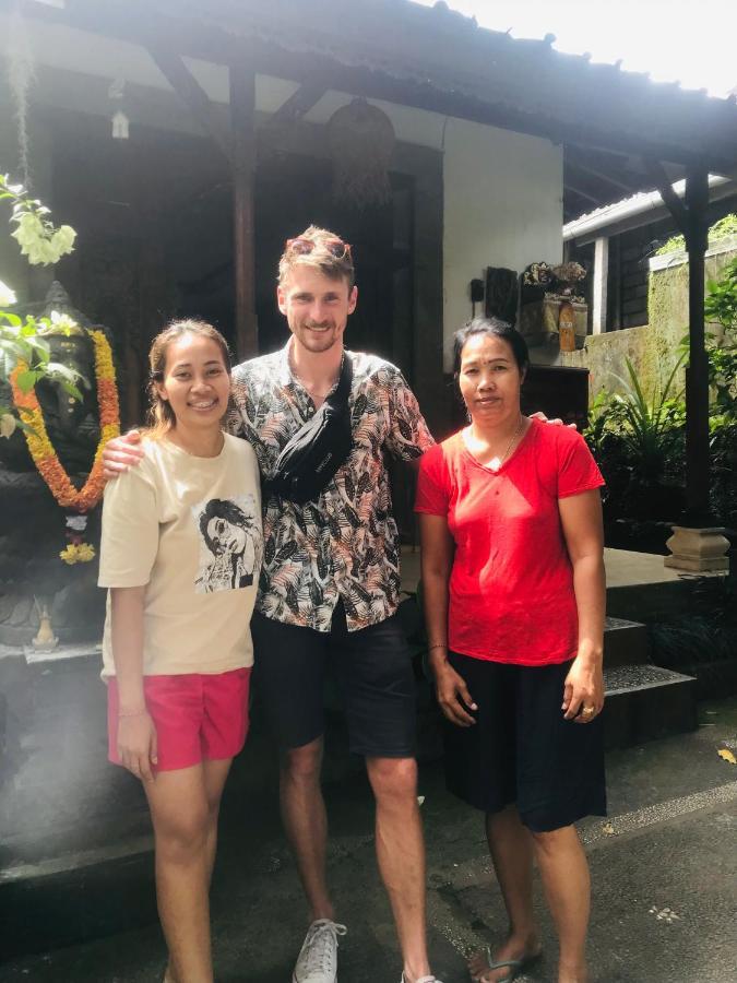 Хостел Yasa Backpackers House Убуд Екстер'єр фото